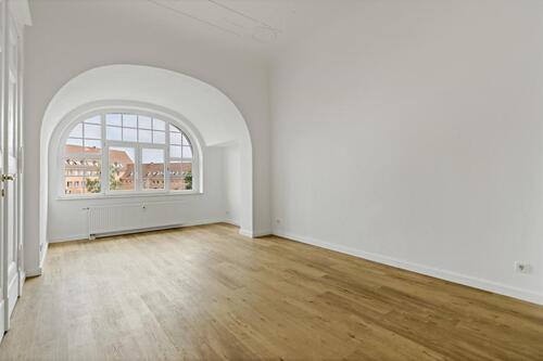 Foto - Stuck, Stil, Stellplatz-Exklusives Wohngefühl in Freiimfelde!