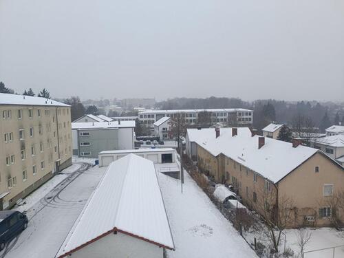 Foto - 2 - Zimmer Wohnung - 500,00&nbsp;EUR Kaltmiete, ca.&nbsp; 71,10&nbsp;m&sup2;