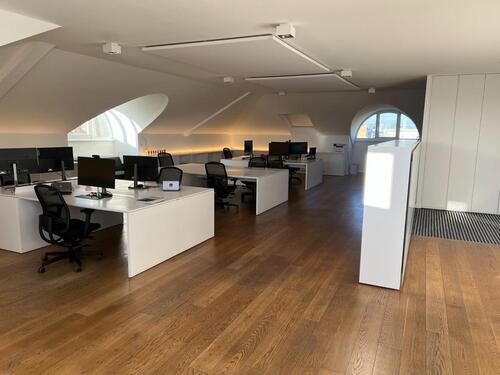 Foto - Büroplatz Shared Office Coworking mit Bergblick