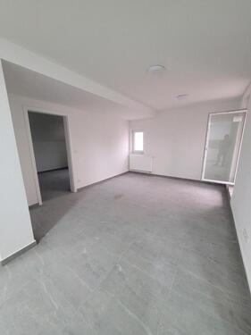 Foto - Renoviert 3ZKB mit Terrasse, Garten und Stellplatz