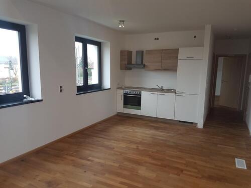 Foto - Zwei Zimmer Wohnung in Saal - 680,00&nbsp;EUR Kaltmiete, ca.&nbsp; 43,00&nbsp;m&sup2;