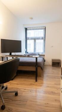 Foto - Helles 16m² Zimmer in 4er WG ab 01.02 (ab 1 Jahr)