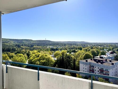 Foto - *** Frisch RENOVIERT mit tollem BALKON und WEITBLICK GARANTIE * KL Betzenberg ***