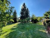 Foto - Grundstück und Einfamilienhaus mit vielen Möglichkeiten