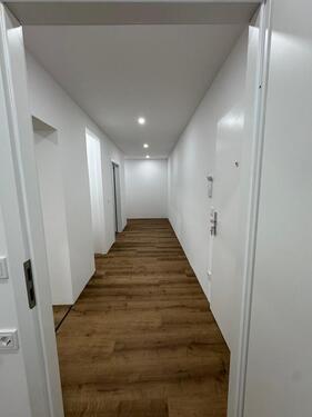 Foto - Exklusiv kernsanierte 4–5-Zimmer-Wohnung mit Balkon & Weitblick