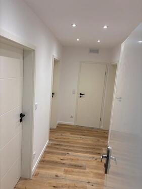 Foto - Komplett saniere Dachgeschosswohnung privat zu verkaufen.