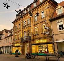 Wohnung unter Stuckdecken im Besold'schen Palais Erlangen - Buckenhof