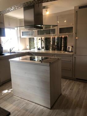 Foto - Großzügige 5 Zimmmer Massionette Wohnung mit Gartenanteil+ Garage