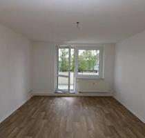 Rein in die gute Stube - 3RW in toller Lage mit Badewanne und Balkon - Freiberg