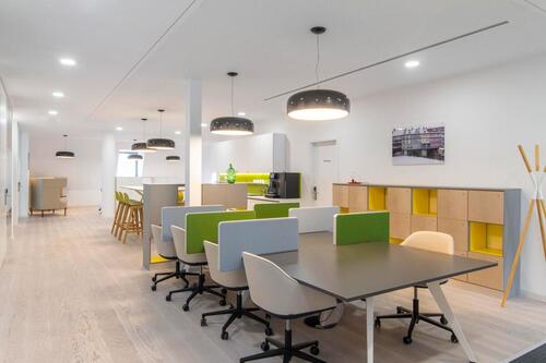 Foto - Coworking-Bereich in Regus Erfurt Hauptbahnhof