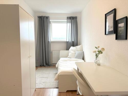 Foto - Zimmer frei in WG – Wasgaustraße 45!