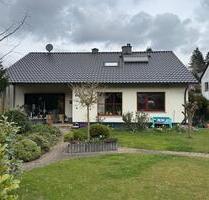 Großes Einfamilienhaus mit Einliegerwohnung in Braunfels-Stadt