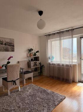Foto - Helle 2-Zimmer-Wohnung mit Balkon ab Juli verfügbar