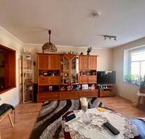 2 Raum Wohnung mit Einbauküche im Herzen von Kahla