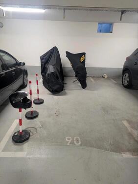 Foto - Motorradstellplatz in Tiefgarage in Karlshorst