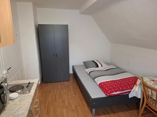 Foto - 1 Zimmer Dachgeschoßwohnung zur Miete in Wernberg-Köblitz