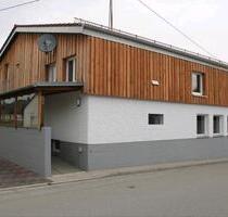 Moderne, 4-Zimmer-Dachgeschoss Wohnung in Geltendorf
