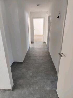 Foto - 4 Zimmerwohnung kernsaniert - 1.150,00&nbsp;EUR Kaltmiete, ca.&nbsp; 100,00&nbsp;m&sup2;