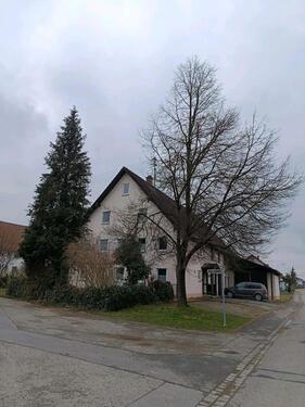 Foto - Einfamilienhaus mit Stalltrakt und Werkstatt