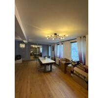 2 Zimmer voll möblierte Maisonette-Wohnung am Europaplatz - Karlsruhe