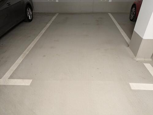 Foto - Tiefgaragen-Stellplatz Nähe Alte Wöhr Stadtpark Parkplatz TG