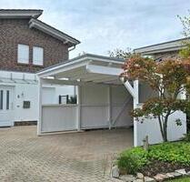 Moderne Maisonette-Wohnung mit Terrasse, Carport und Einbauküche - Lohne (Oldenburg)