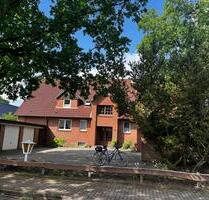 Moderne 3-Zi-EG-Wohnung mit TerrasseGarten & Garage - Schülldorf