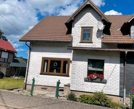 Foto - Doppelhaushälfte in Schmiedefeld Thüringer Wald viel Potential