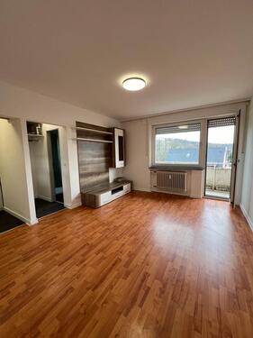 Foto - Renovierte 1-Zimmerwohnung mit Balkon zu vermieten