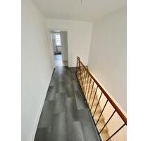 Moderne 3-Zimmer-Wohnung mit Terrasse, Keller und Stellplatz – fr - Rödental