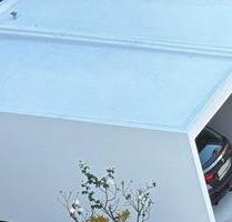 Neue Garage E-Auto-Lademöglichkeit - Freiberg