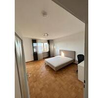 3 WG-Zimmer in Köln zu vermieten. Domblick vom eigenen Balkon! - Unna