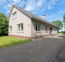 Einfamilienhaus - 359.000,00&nbsp;EUR Kaufpreis, ca.&nbsp; 120,00&nbsp;m&sup2; in Bunde (PLZ: 26831)