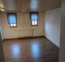5 Zimmer Wohnung mit Küche - 900,00 EUR Kaltmiete, in Karbach (PLZ: 97842)