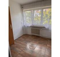 2-Zimmer Apartment - 500,00&nbsp;EUR Kaltmiete, ca.&nbsp; 32,00&nbsp;m&sup2; in Reutlingen (PLZ: 72764)