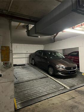 Foto - Tiefgaragenstellplatz - 85,00 EUR Miete,