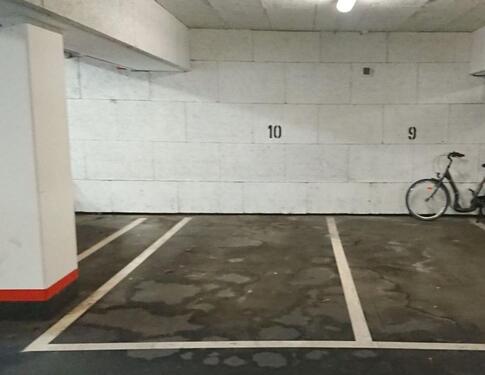 Foto - • STELLPLATZ in TIEFGARAGE - besonders für tiefergelegte Autos