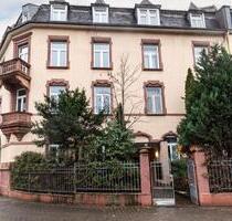 Frisch sanierte Wohnung mit Einbauküche in begehrter Lage - Frankfurt am Main Nordend West