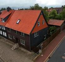 Wohnen mit Charakter: Harz-Haus mit Nebengeb. u. Garage in Clz - Clausthal-Zellerfeld