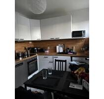 Komplett sanierte 4 Zimmer Wohnung, ruhige Lage, Balkon, Küche - Bremen Hemelingen Komplett sanierte 4 Zimmer Wohnung, ruhige Lage, Balkon, Küche - Bremen Hemelingen