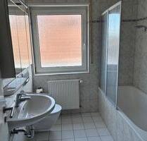 3 Zimmer, K, Bad Wohnung 56 qm sehr gepflegt - Mehlingen