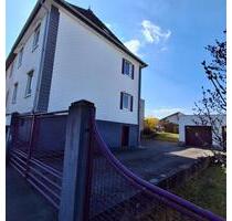 Doppelhaushälfte v. Privat, Neu-Anspach, 2 Garagen, gr. Grundst.