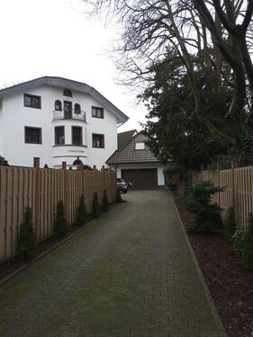 Foto - Ein Mehrfamilien Stadt Landhausvilla 4 Wohnungen , saniert