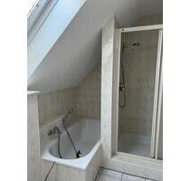 77 Quadratmeter, 3 Zimmer + Bad + Gäste WC in 32689 Hohenhausen - Kalletal 77 Quadratmeter, 3 Zimmer + Bad + Gäste WC in 32689 Hohenhausen - Kalletal