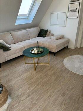 Foto - Zentrale Maisonettewohnung mit Küche und Einbaumöbeln