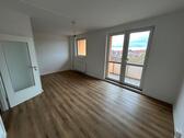 Foto - Genau das Richtige! Frisch renovierte 3-Zimmer-Wohnung mit großem Balkon!