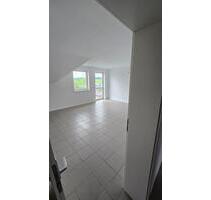 Frisch sanierte 4-Zimmer-Dachgeschosswohnung mit Balkon - Hillesheim