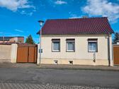 Foto - Schönes kleines Einfamilienhaus mit großem Grundstück