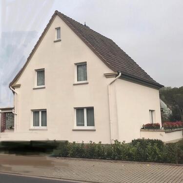 Foto - 1 Familien-Haus mit grossem Garten