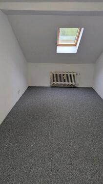 Foto - Helle Altbau-Dachgeschosswohnung in Duisburg-Dellviertel (75 m²)